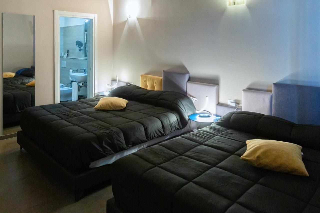 Hotel Eubea Reggio di Calabria Bagian luar foto