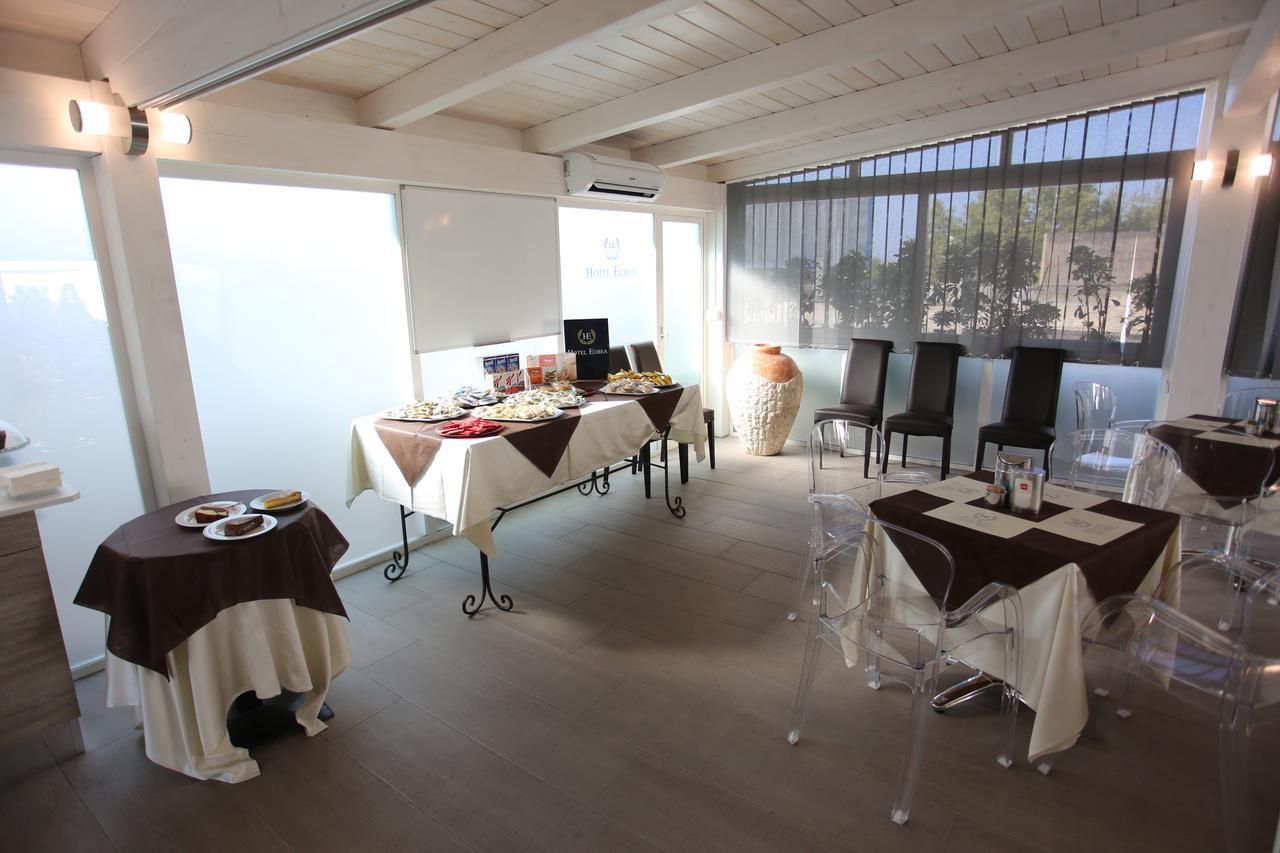 Hotel Eubea Reggio di Calabria Bagian luar foto