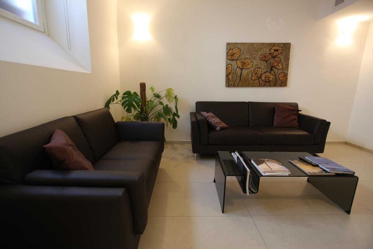 Hotel Eubea Reggio di Calabria Bagian luar foto